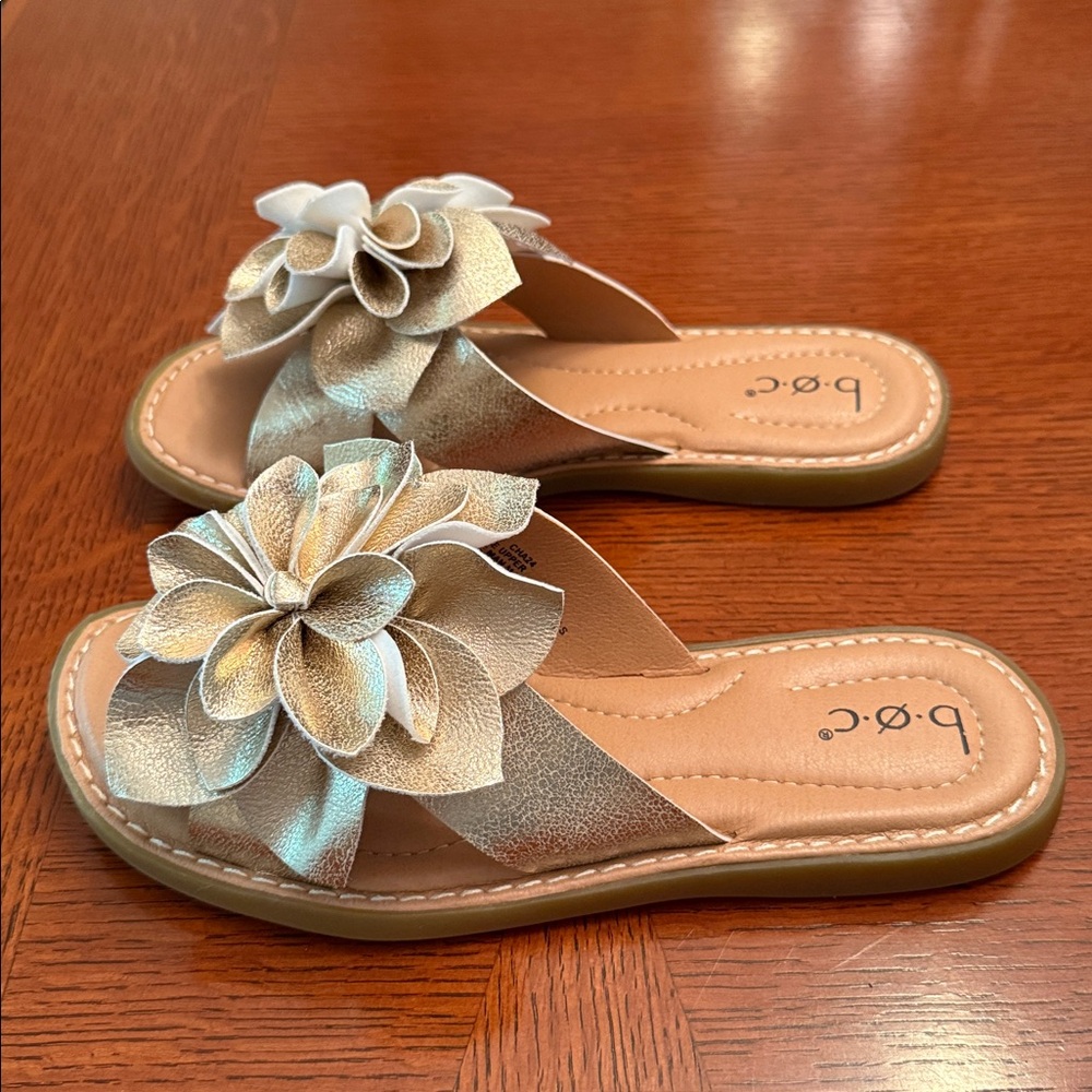 B.O.C. Kasia Champagne Slide Sandals - Picture 8 of 12